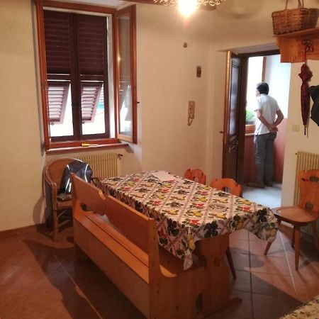 Comodo Appartamento Nel Centro Di Sassello Exterior foto
